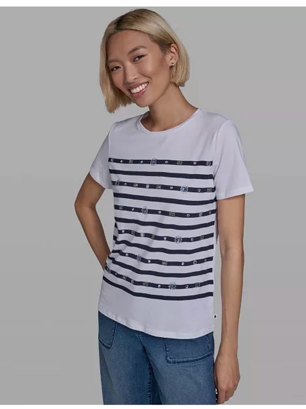 🆕 KARL LAGERFELD PARIS
Women's Short-Sleeve Embellished Crewneck T-Shirt
